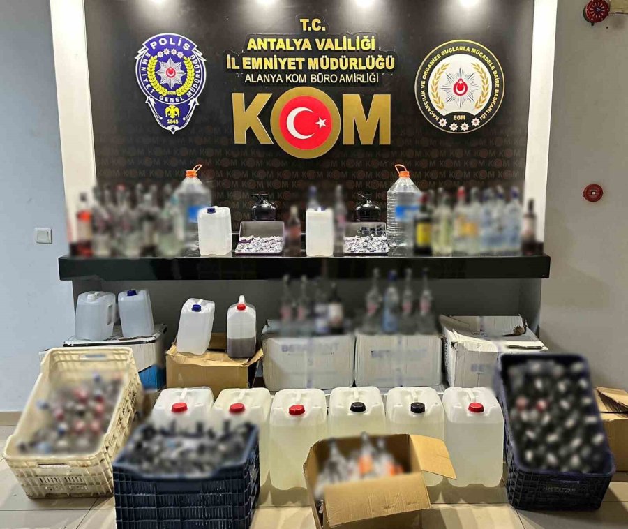 Antalya’da Son 1 Haftada Çok Miktarda Kaçak İçki Ve Tütün Ele Geçirildi