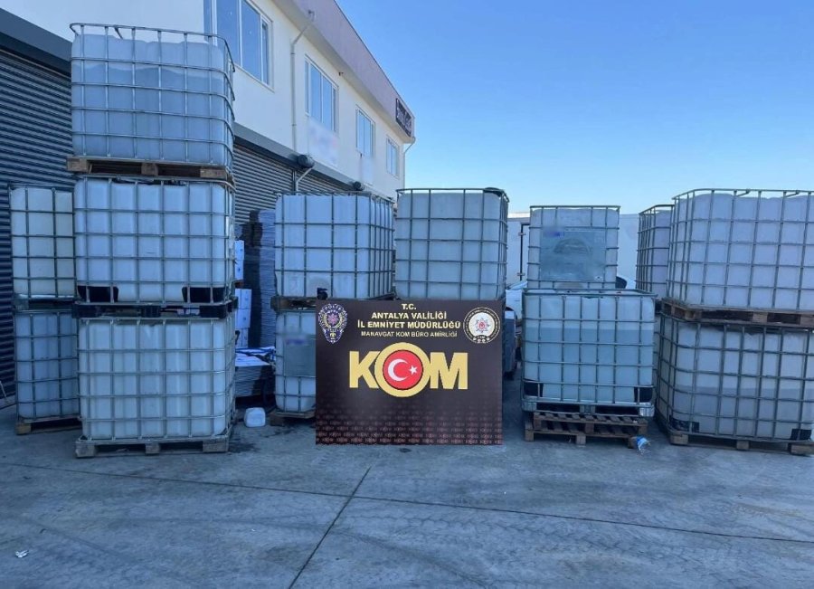 Antalya’da Son 1 Haftada Çok Miktarda Kaçak İçki Ve Tütün Ele Geçirildi
