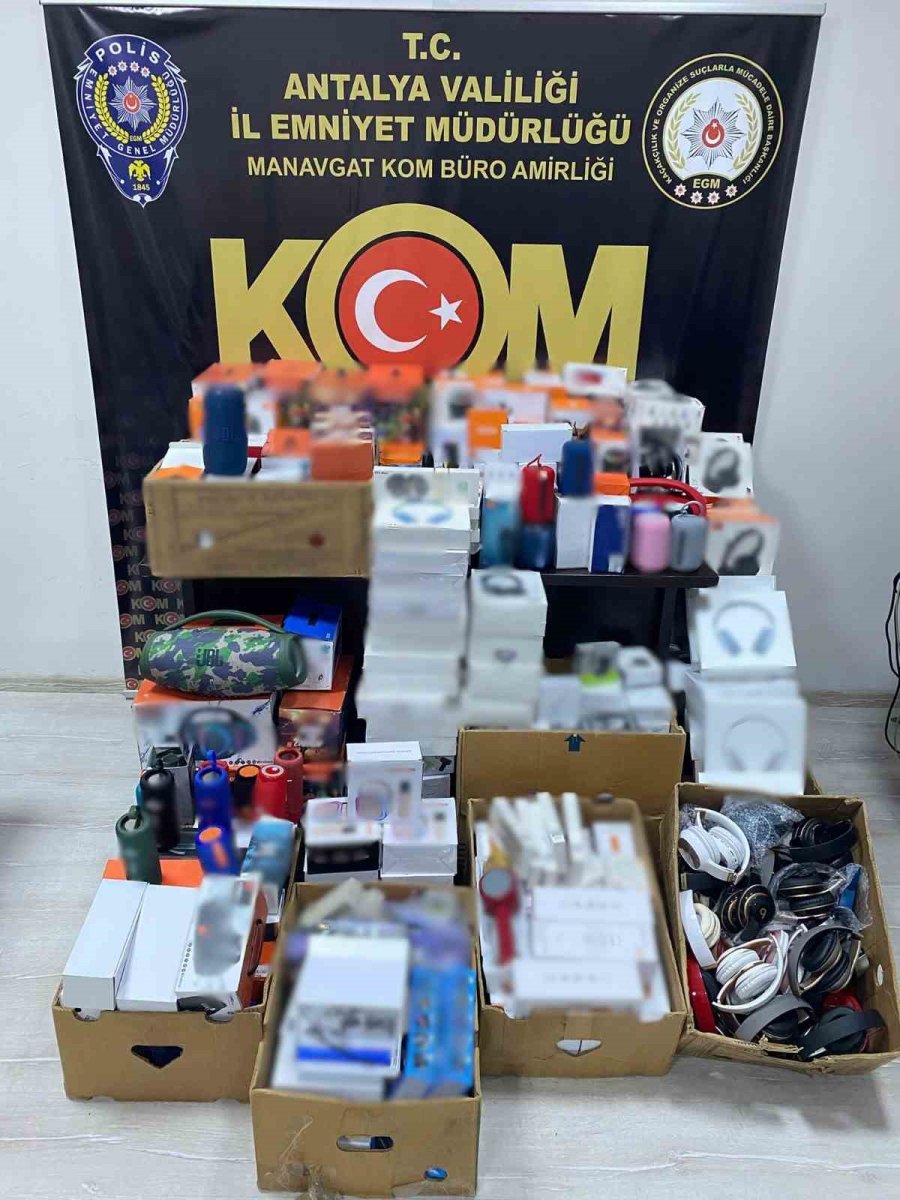 Antalya’da Son 1 Haftada Çok Miktarda Kaçak İçki Ve Tütün Ele Geçirildi