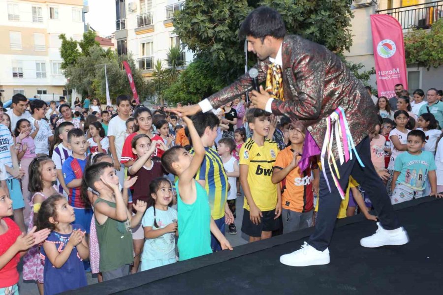 Mahallelerde Eğlence "sahne Kepez" İle Başladı