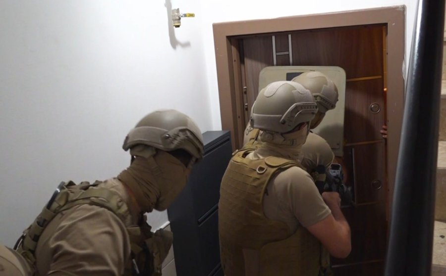 Fuhuş Bahanesiyle Çağırdıkları Kişileri Gasp Ettiler