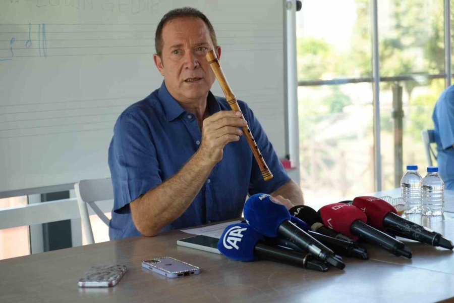 Sümer Ezgü’den Müzikte Kültürel Seferberlik Çağrısı