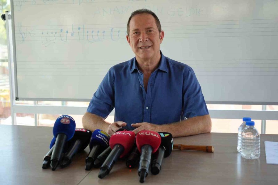 Sümer Ezgü’den Müzikte Kültürel Seferberlik Çağrısı