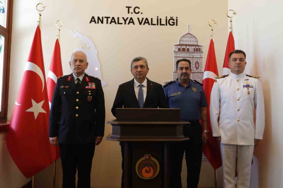 Antalya Valisi Şahin: "antalya’da Son Bir Haftada 37 Yangın Çıktı, 52 Hektar Alan Yandı"