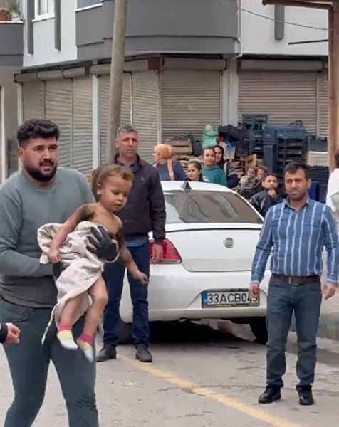 Küçük Ayşe Yaşam Savaşını Kazandı, Özel Tedaviyle Hayata Tutundu