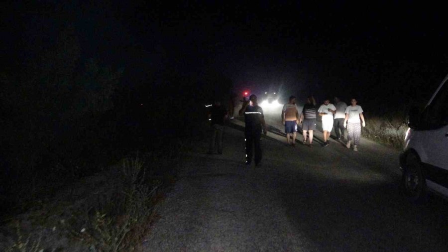 Manavgat’taki Yangında 8 Dönümlük Tarım Arazisi Zarar Gördü