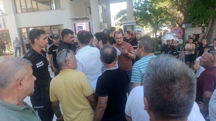 Manavgat Belediyesi’ne ’rüşvet Ve Yolsuzluk’ Operasyonu