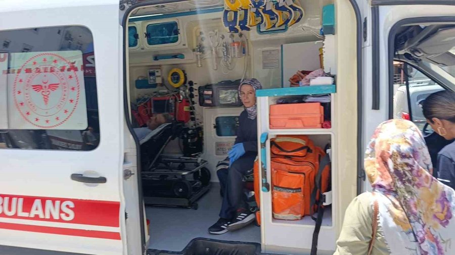 Kazada Devrilip, Tekrar Tekerlerinin Üzerine Düştü