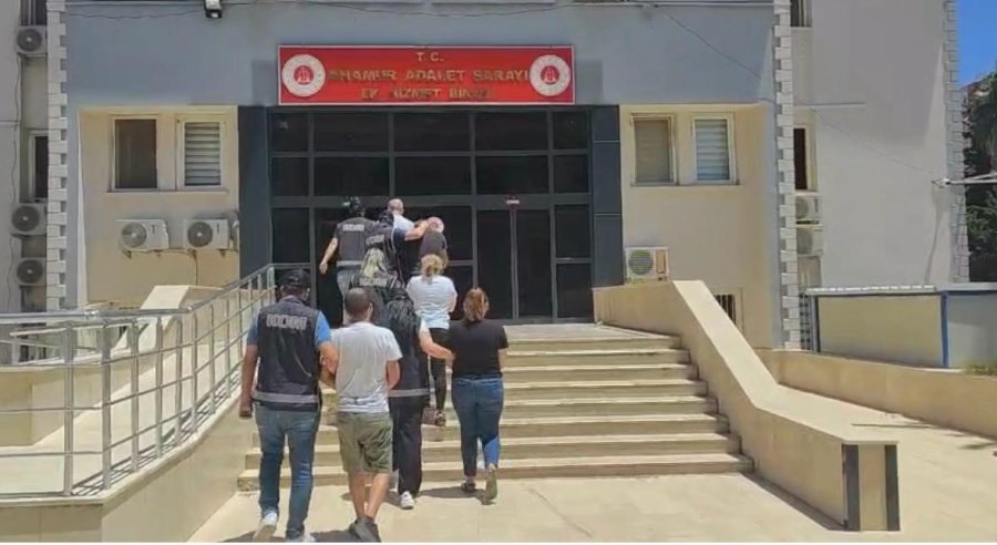 Tefecilere Operasyon: 100 Milyonluk Haksız Kazanç Sağlamışlar