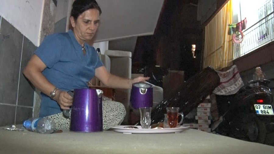 Karanlık Çilesi Çekmişti, Şimdi Gün Doğmasın İstiyor