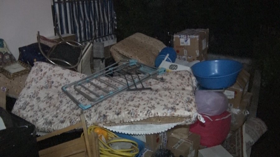 Karanlık Çilesi Çekmişti, Şimdi Gün Doğmasın İstiyor