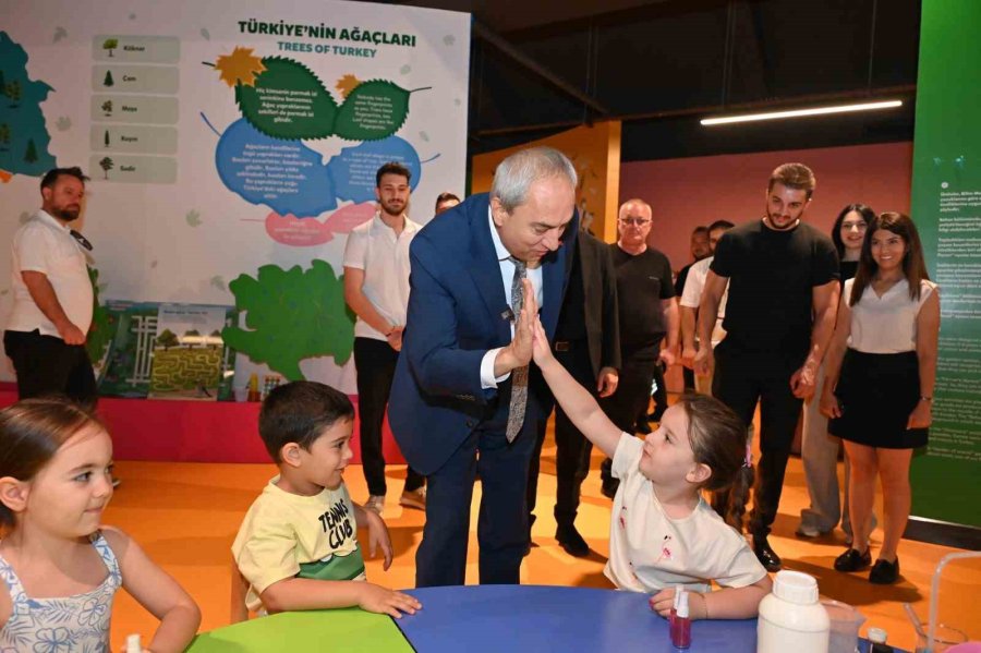 Kepez’den Çocuklara Bilim Dolu Tatil Fırsatı