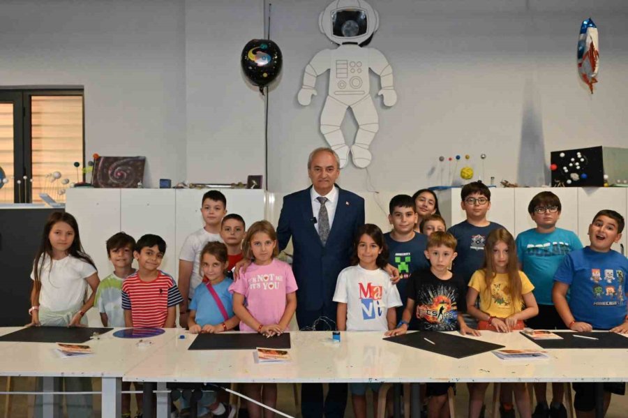 Kepez’den Çocuklara Bilim Dolu Tatil Fırsatı