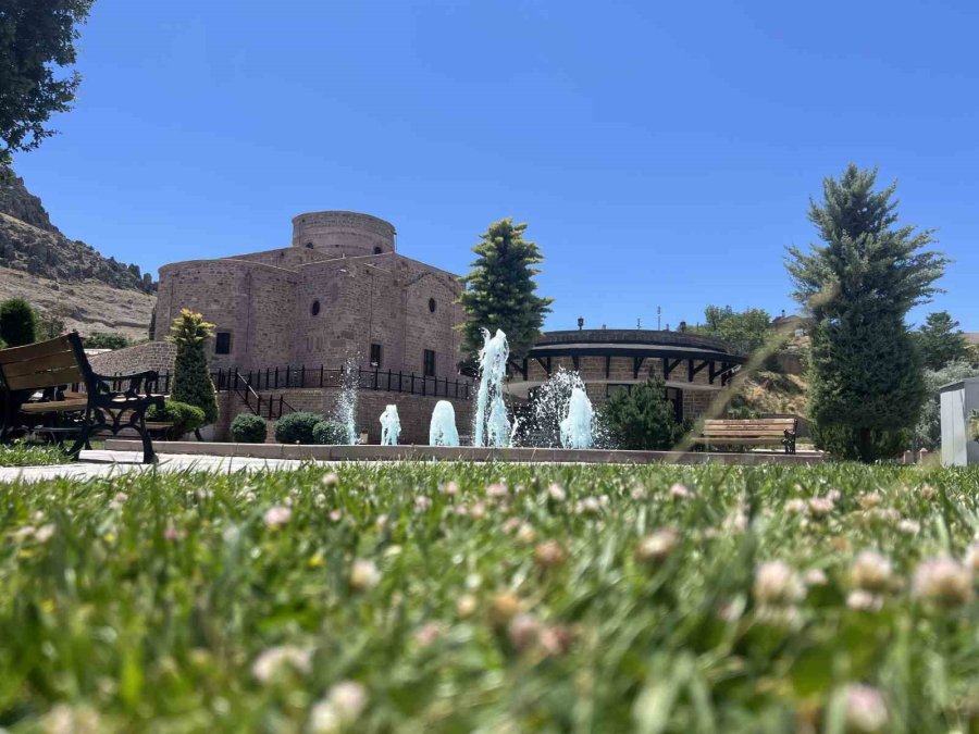 Bin 700 Yıldır Ayakta Olan Kilise, Müze Olarak Ziyaretçilerini Ağırlıyor