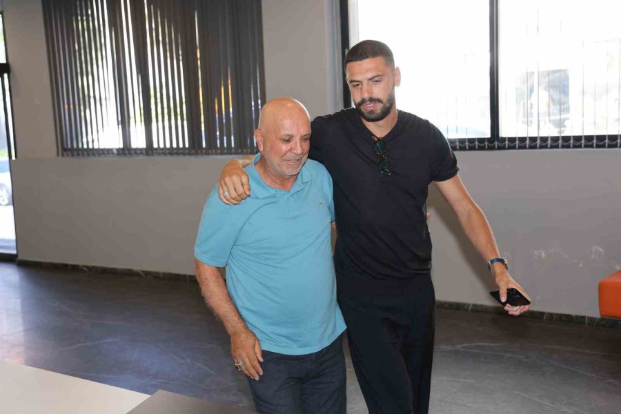 Melih Demiral, Alanyaspor Başkanı Çavuşoğlu İle Hasret Giderdi