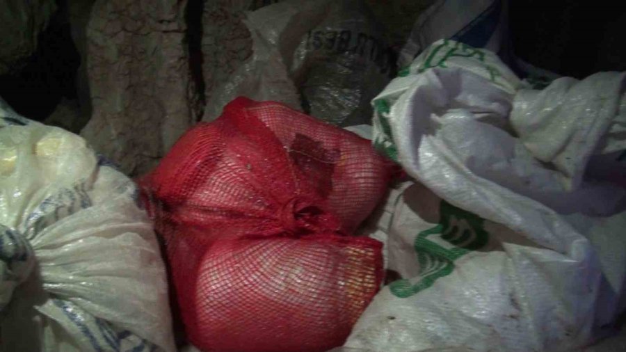 Antalya’nın Toros Dağlarındaki Doğal Buzdolabı