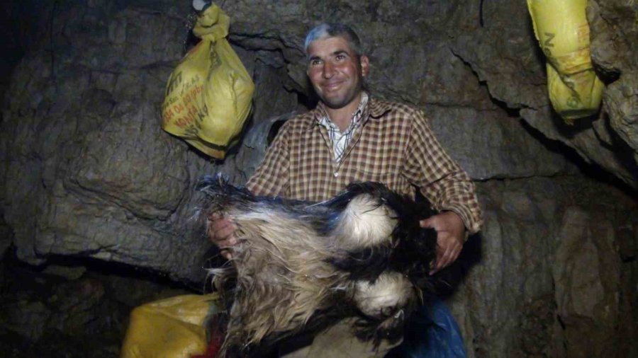 Antalya’nın Toros Dağlarındaki Doğal Buzdolabı