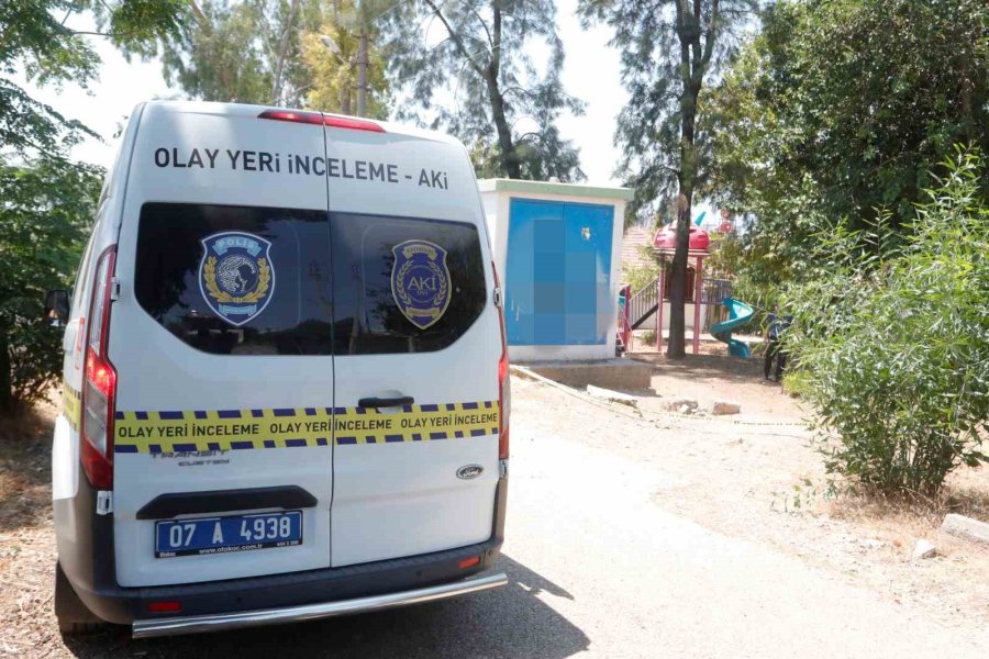 Tartıştığı Kişiyi Bacağından Vurdu, Başında Bekledi