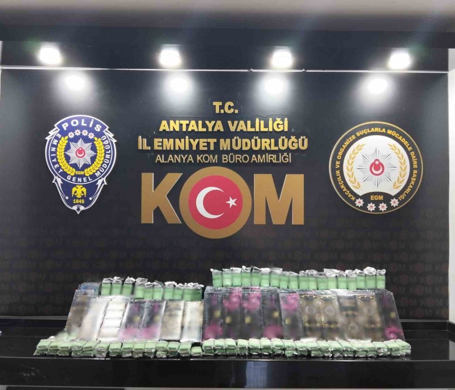 Antalya’da Kaçakçılık Ve Rüşvet Operasyonları: 6 Tutuklama