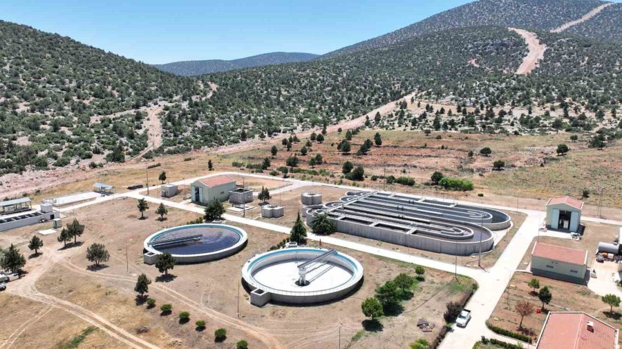 Susuzluk Nedeniyle Tarım Yapılamayan İlçe Arıtma Suyuyla Yeşerdi