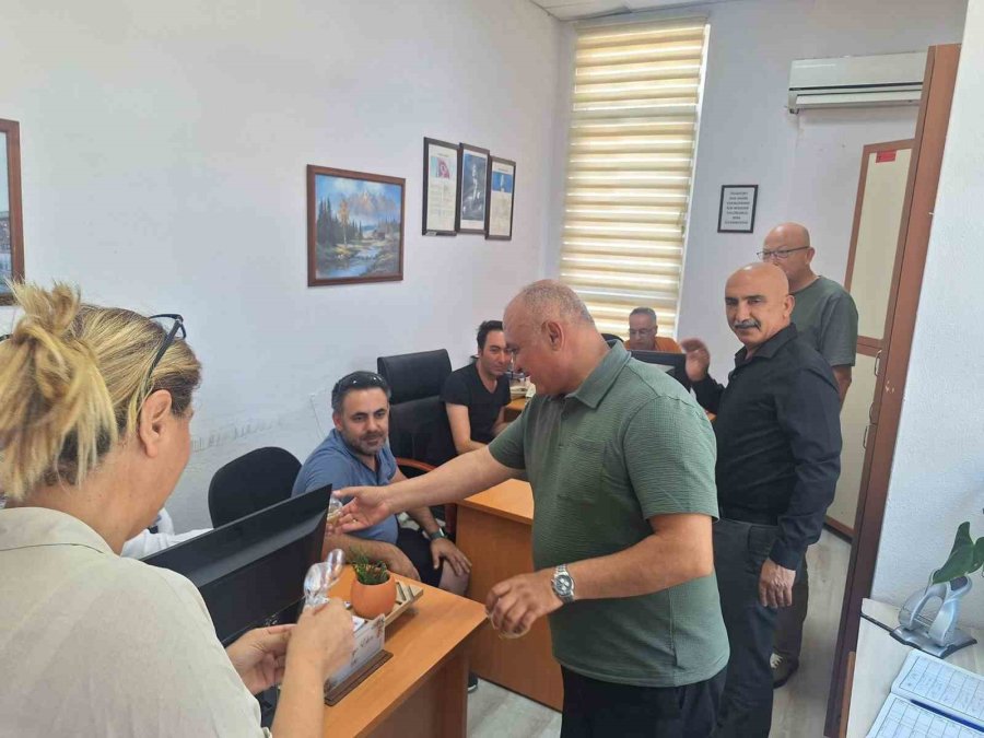 Antalya’da Eğitimciler Aşure Geleneğinde Buluştu