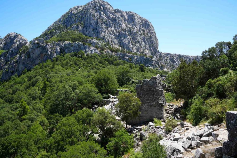 Termessos’ta Tarih Gün Yüzüne Çıkıyor: Antik Kentte İlk Kazı Başladı