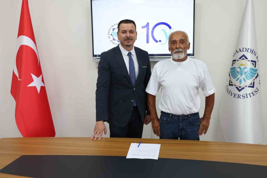 Yaşlı Adam Tıp Öğrencilerinin Eğitimi İçin Bedenini Kadavra Olarak Bağışladı