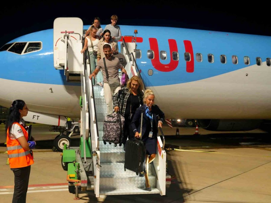 Amsterdam’dan Gazipaşa-alanya Havalimanı’na İlk Uçuş Gerçekleştirildi