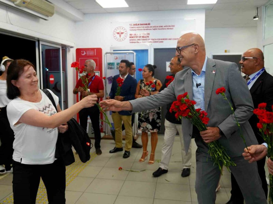 Amsterdam’dan Gazipaşa-alanya Havalimanı’na İlk Uçuş Gerçekleştirildi