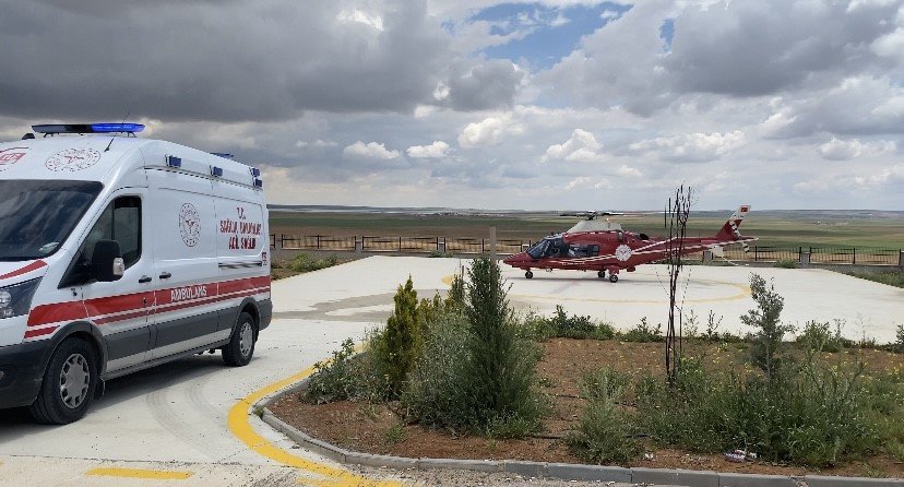 Hava Ambulansı Böbrek Hastası İçin Havalandı