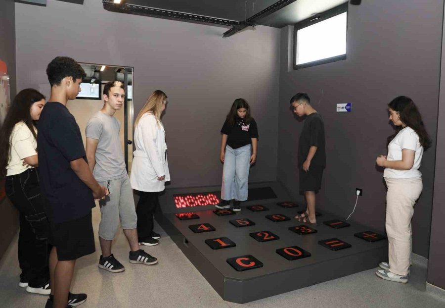 Mersin’de ’aratos Matematik Evi’ne Yoğun İlgi