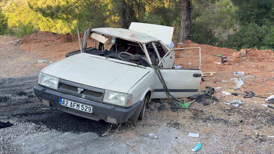 Savrulan Tofaş Araç Takla Attı: 2’si Çocuk 5 Yaralı