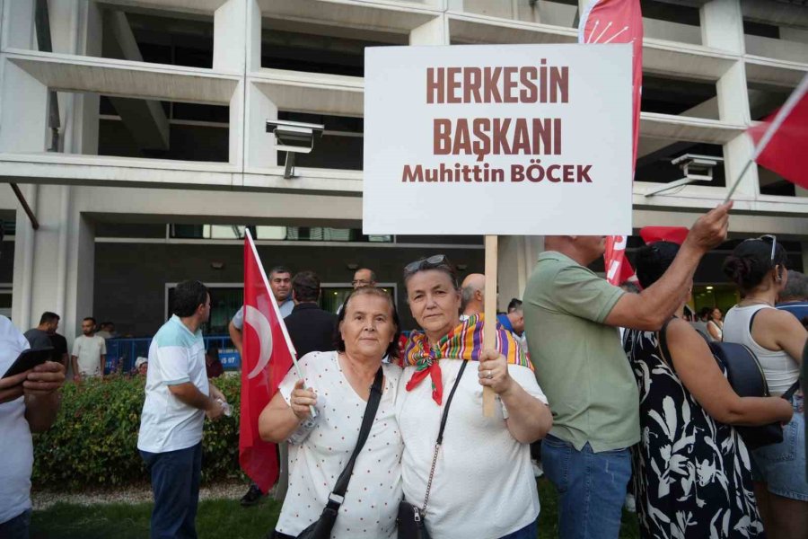 Özgür Özel’den Antalya’da Miting