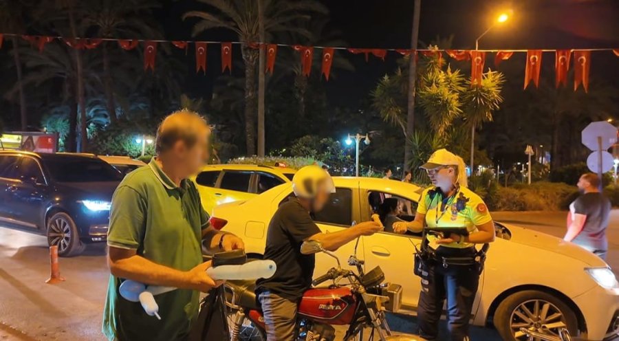 Alanya’da Denetimlerde 2 Bin 140 Sürücü Ve Yolcuya Cezai İşlem Uygulandı