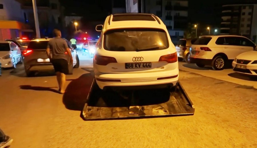 Polisin "dur" İhtarına Uymadı, Ehliyetsiz Ve 3.24 Promil Alkollü Çıktı