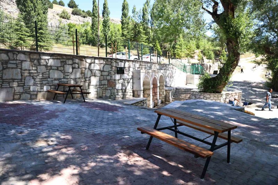 Asat’tan Korkuteli’ne Altyapı Atağı: Su Kaynağı Yenilendi