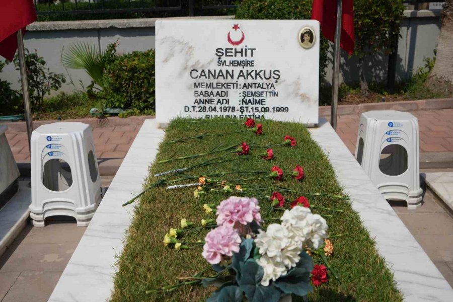 Antalya’da Şehit Annelerinin Gözüyaşlı Duaları 15 Temmuz’un Acısını Tazelendi