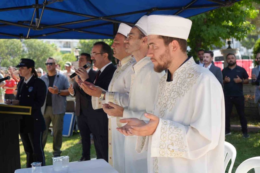 Antalya’da Şehit Annelerinin Gözüyaşlı Duaları 15 Temmuz’un Acısını Tazelendi