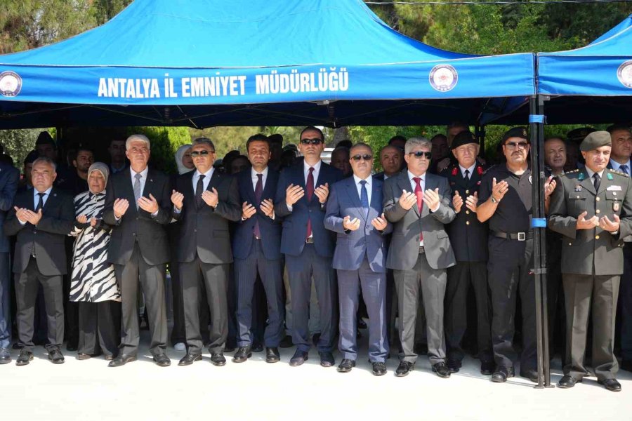 Antalya’da Şehit Annelerinin Gözüyaşlı Duaları 15 Temmuz’un Acısını Tazelendi