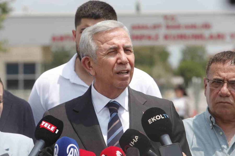 Mansur Yavaş, Başkan Böcek’i Ziyaret Etti