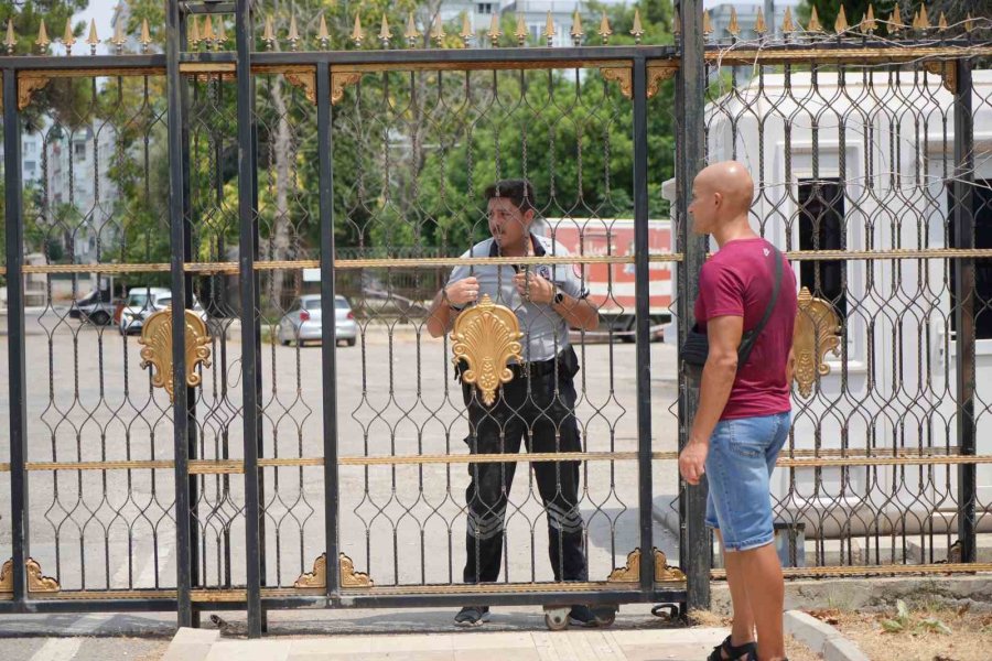 Antalya Arkeoloji Müzesi’nde Tadilat Başladı, Ziyaretçilere Kapatıldı