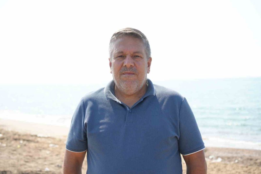 Çardaklardan Arındırılıp Özgürleştirilen Kumköy Sahili Şimdi De Çöplerle Boğuşuyor