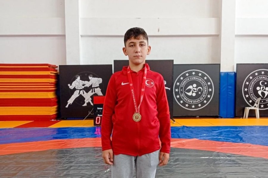 Manavgat Belediyesi Güreş Kulübü’nde Minik Sporculardan Madalya Yağmuru