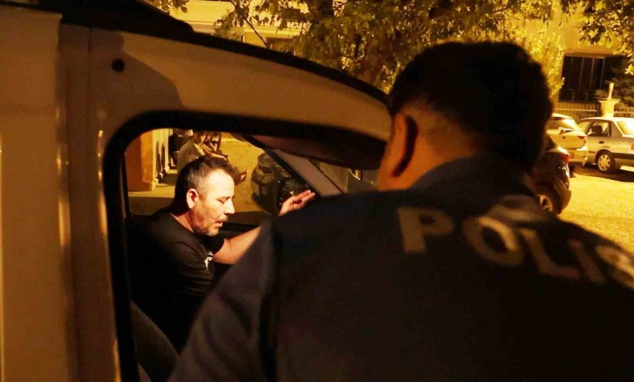 "dur" İhtarına Uymayan Ehliyetsiz Sürücü 3. Kez Alkolü Yakalandı