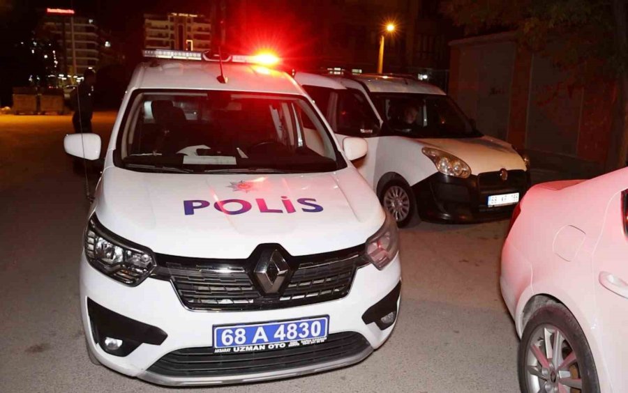 "dur" İhtarına Uymayan Ehliyetsiz Sürücü 3. Kez Alkolü Yakalandı