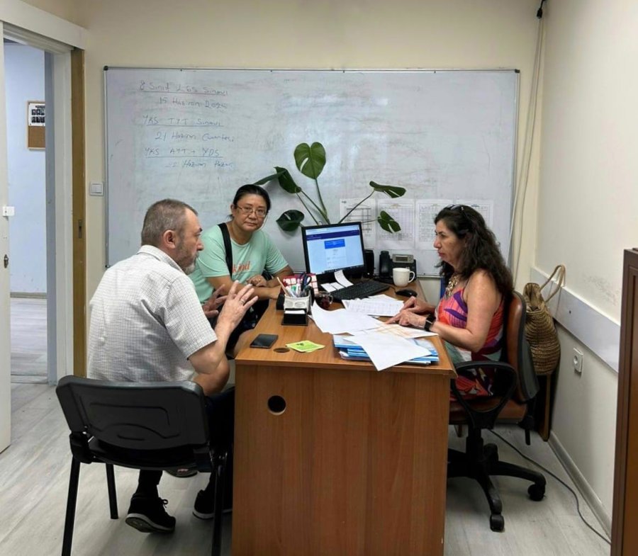 Konyaaltı Belediyesi’nden Gençlere Lgs Tercih Desteği