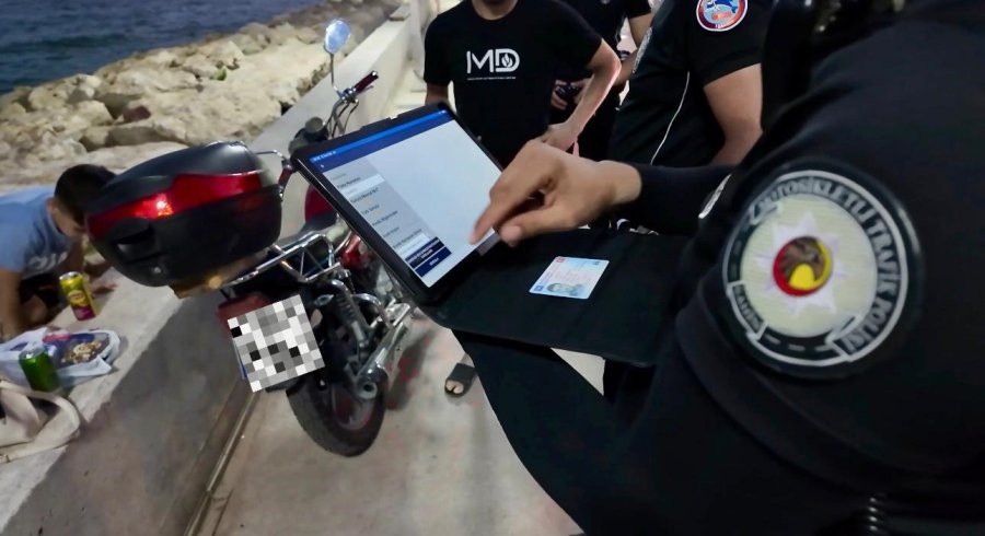 Mersin’de Yürüyüş Yollarını İhlal Eden Araçlara 685 Bin Lira Ceza