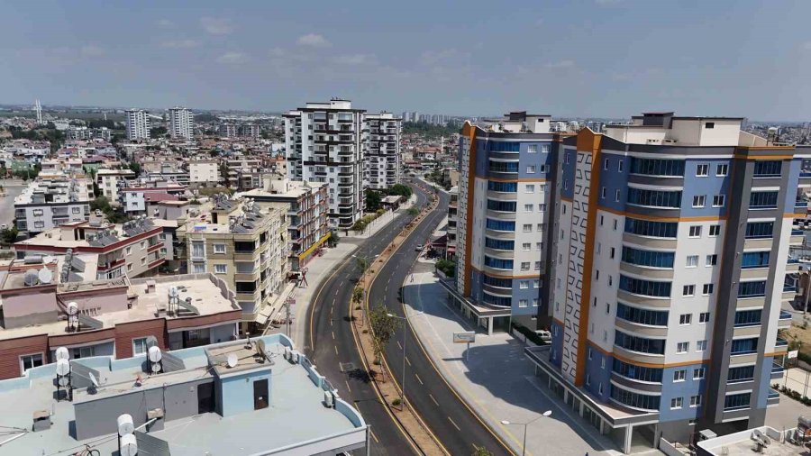 Tarsus’un Önemli Caddesinde 2. Etap Çalışmaları Tamamlandı