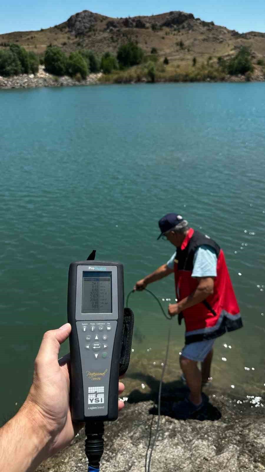 Korkuteli’nde 60 Bin Sazan Balığı Doğaya Bırakıldı