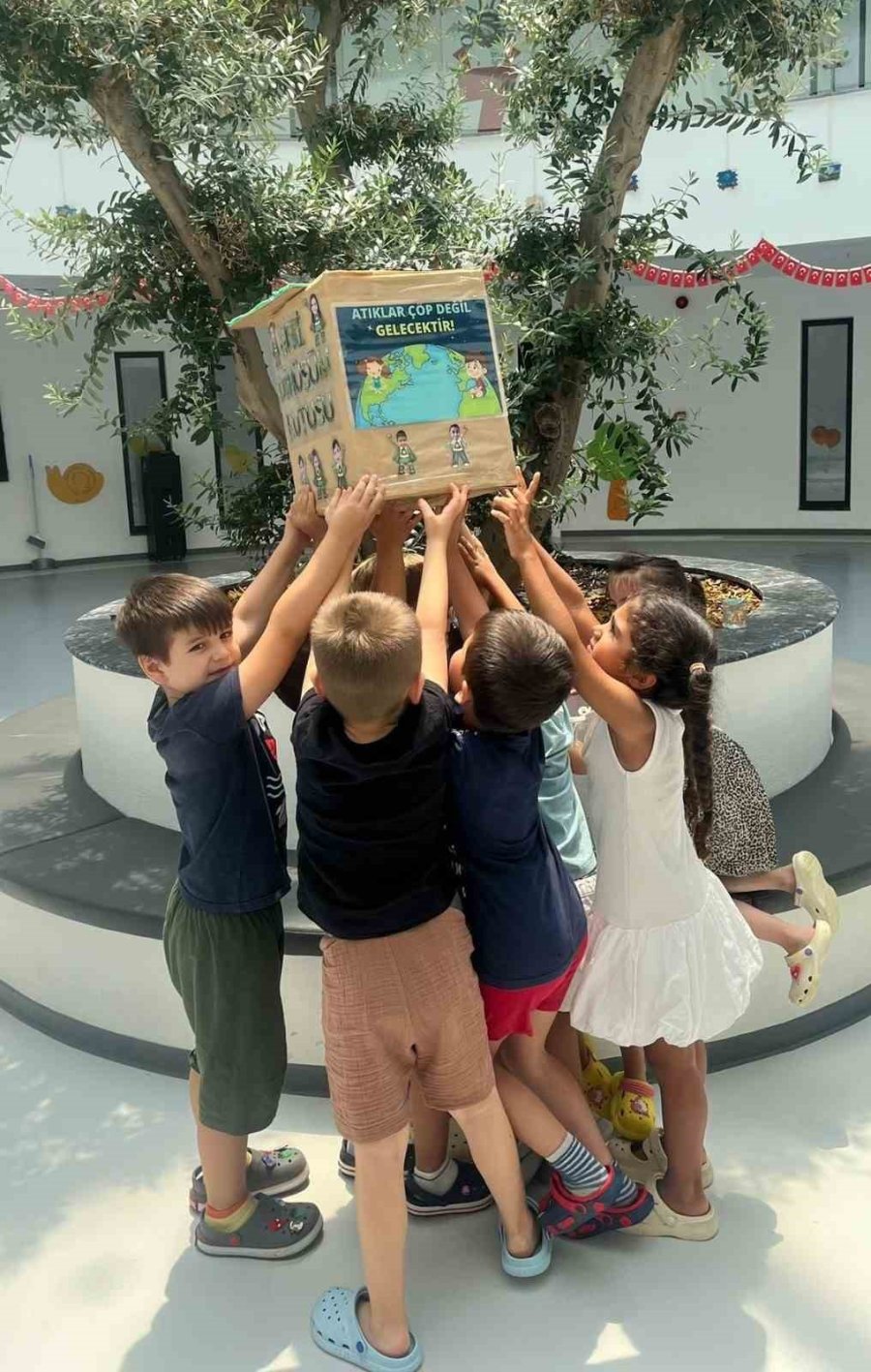 Alanya’da Minik Öğrencilere Geri Dönüşüm Eğitimi